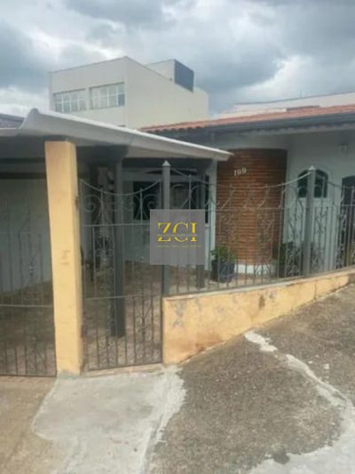 Casa, 3 quartos, 136 m² - Foto 1