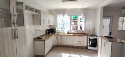Casa, 3 quartos, 300 m² - Foto 3