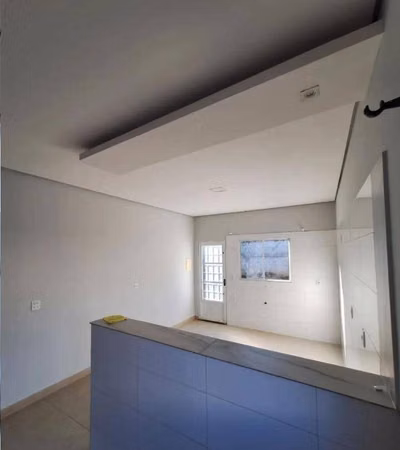 Casa, 2 quartos, 75 m² - Foto 1