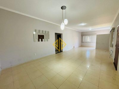 Casa, 3 quartos, 270 m² - Foto 5