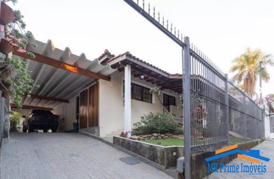 Casa, 3 quartos, 239 m² - Foto 2
