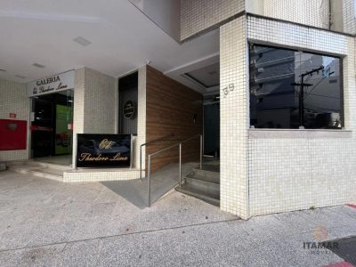 Apartamento, 3 quartos, 137 m² - Foto 3