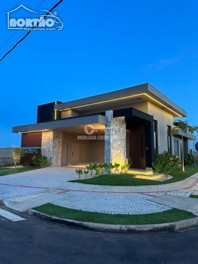 Casa, 1 quarto, 214 m² - Foto 1