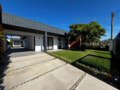 Casa, 4 quartos, 270 m² - Foto 1