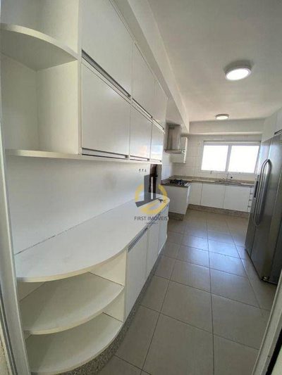 Apartamento, 3 quartos, 192 m² - Foto 2
