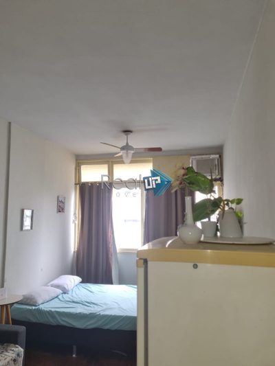 Apartamento, 1 quarto, 27 m² - Foto 2