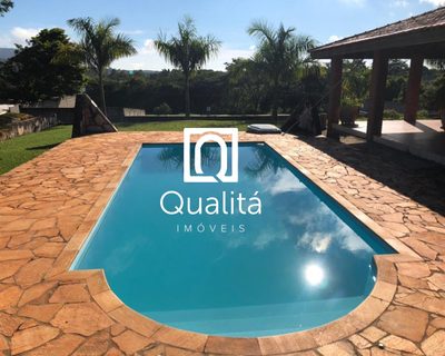 Sítio, 3 quartos, 2400 m² - Foto 1