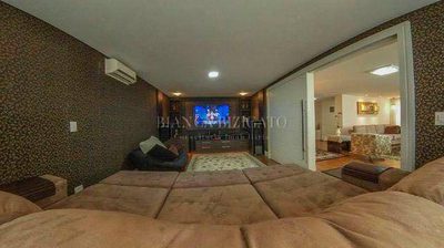 Casa, 7 quartos, 733 m² - Foto 2