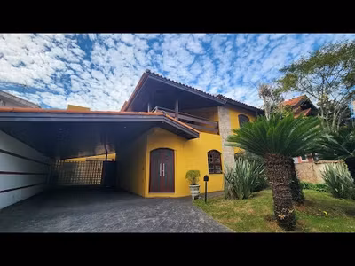 Sobrado, 6 quartos, 540 m² - Foto 1