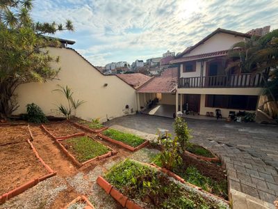 Casa, 4 quartos, 288 m² - Foto 2