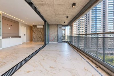 Apartamento, 3 quartos, 167 m² - Foto 2
