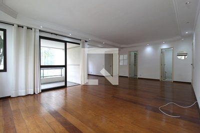 Apartamento, 3 quartos, 162 m² - Foto 1