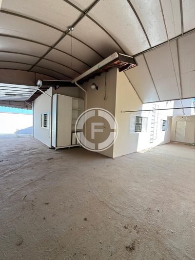 Casa, 2 quartos, 308 m² - Foto 5