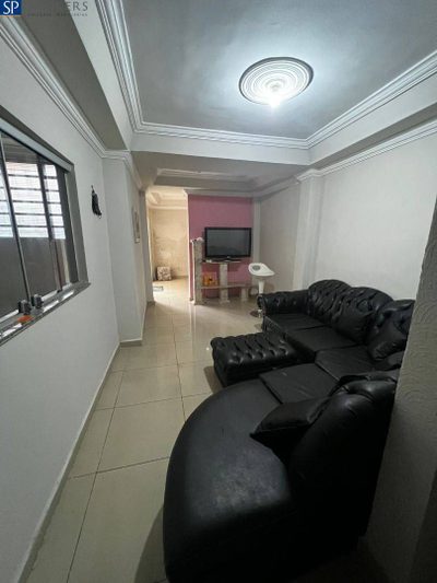 Casa, 4 quartos, 177 m² - Foto 1