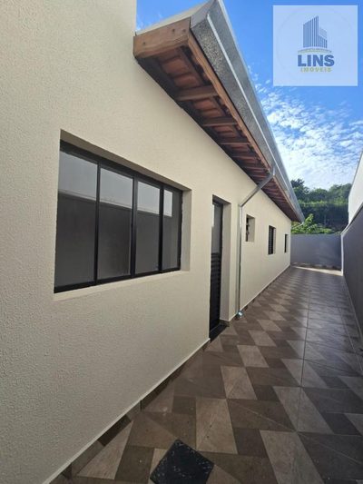 Casa, 2 quartos, 62 m² - Foto 1