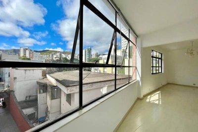 Apartamento, 3 quartos, 110 m² - Foto 2