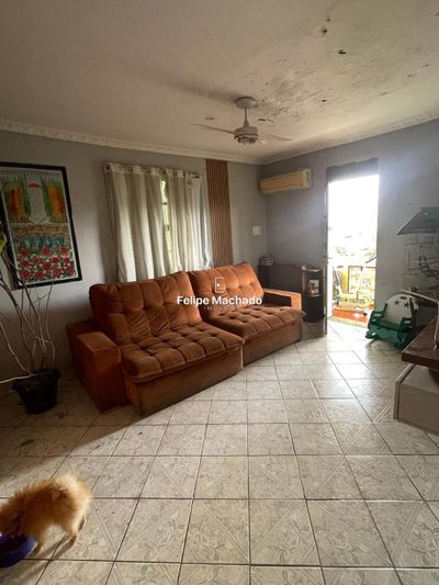 Casa, 2 quartos, 200 m² - Foto 1