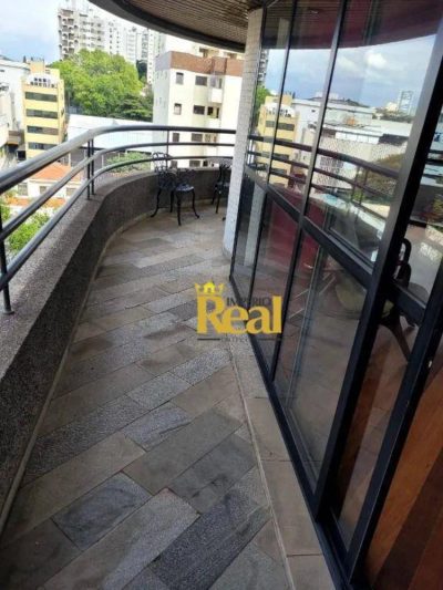 Apartamento, 3 quartos, 220 m² - Foto 1