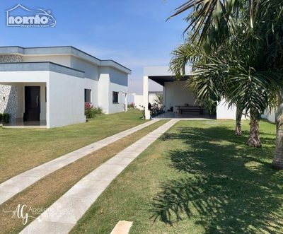Casa, 3 quartos, 246 m² - Foto 2
