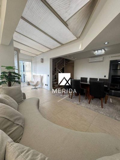 Cobertura, 3 quartos, 227 m² - Foto 4