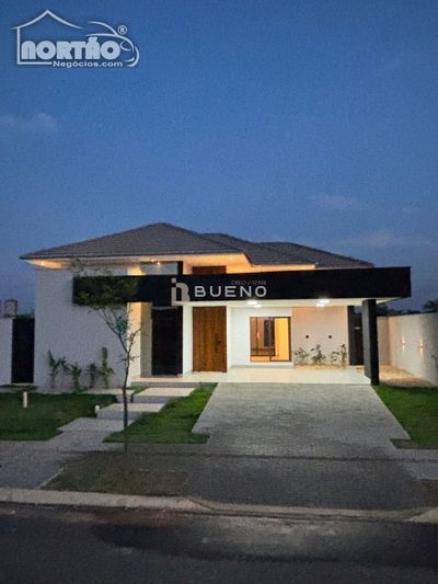 Casa, 2 quartos, 185 m² - Foto 1