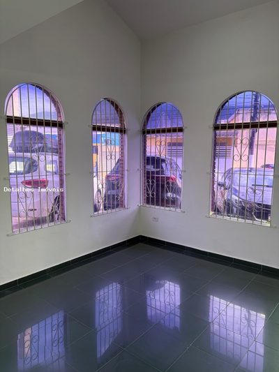 Loja-Salão, 100 m² - Foto 1