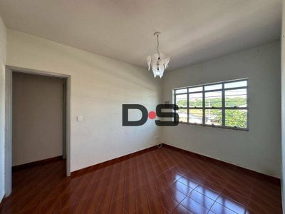 Casa, 4 quartos, 285 m² - Foto 1