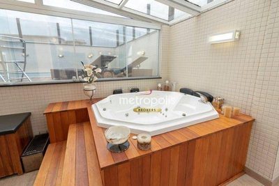Cobertura, 3 quartos, 258 m² - Foto 2