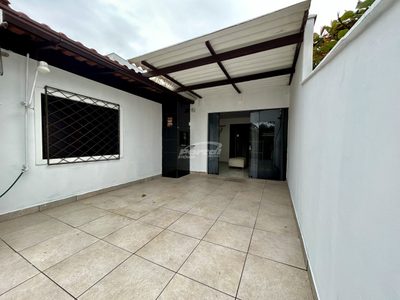 Casa, 3 quartos, 70 m² - Foto 2