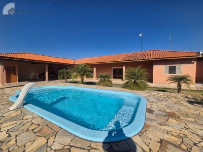 Chácara, 3 quartos, 1400 m² - Foto 2