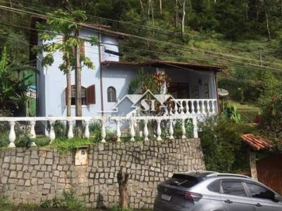 Casa, 4 quartos, 193 m² - Foto 1