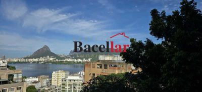 Casa, 3 quartos, 450 m² - Foto 1
