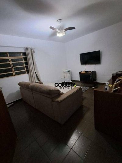 Casa, 3 quartos, 230 m² - Foto 2