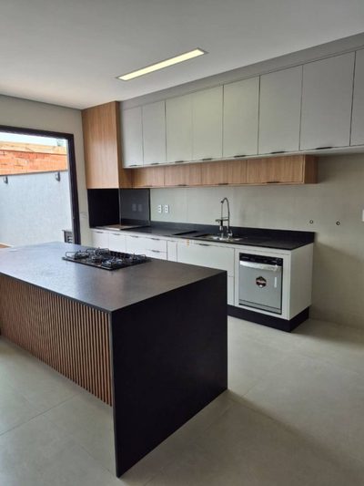 Casa, 3 quartos, 198 m² - Foto 4