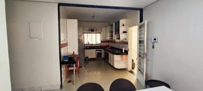 Casa, 3 quartos, 360 m² - Foto 1