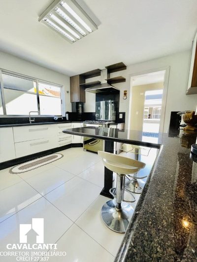 Casa, 4 quartos, 330 m² - Foto 5