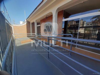 Casa, 3 quartos, 270 m² - Foto 2