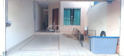 Casa, 3 quartos, 135 m² - Foto 2