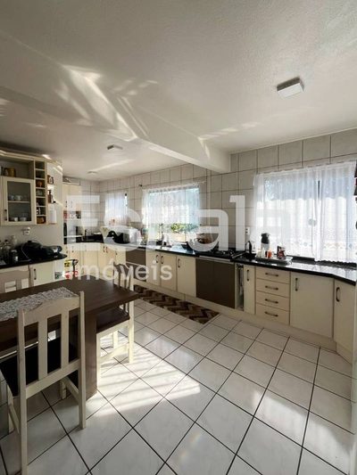 Casa, 4 quartos, 252 m² - Foto 3