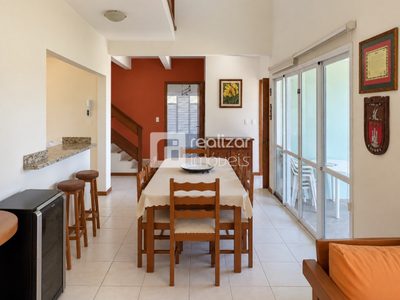Casa, 3 quartos, 205 m² - Foto 3