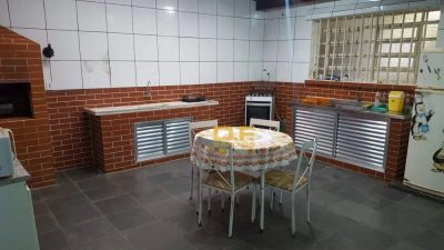Casa, 3 quartos, 230 m² - Foto 2