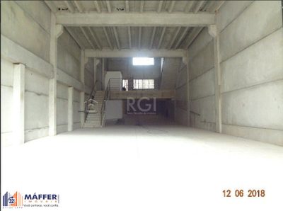Loja-Salão, 810 m² - Foto 1