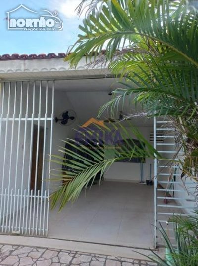 Casa, 3 quartos, 200 m² - Foto 1