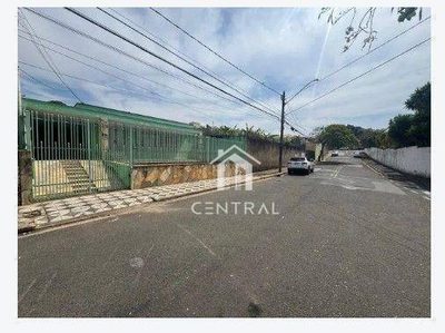 Casa, 3 quartos, 210 m² - Foto 2