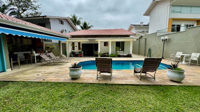 Casa, 4 quartos, 209 m² - Foto 1