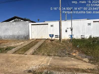 Casa, 2 quartos, 175 m² - Foto 1