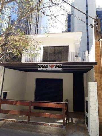 Casa, 2 quartos, 210 m² - Foto 1