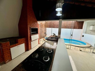 Casa, 2 quartos, 108 m² - Foto 1