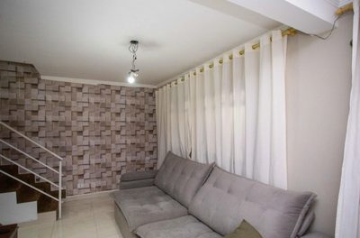 Sobrado, 4 quartos, 252 m² - Foto 1