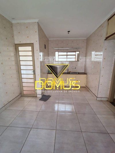Casa, 2 quartos, 135 m² - Foto 1